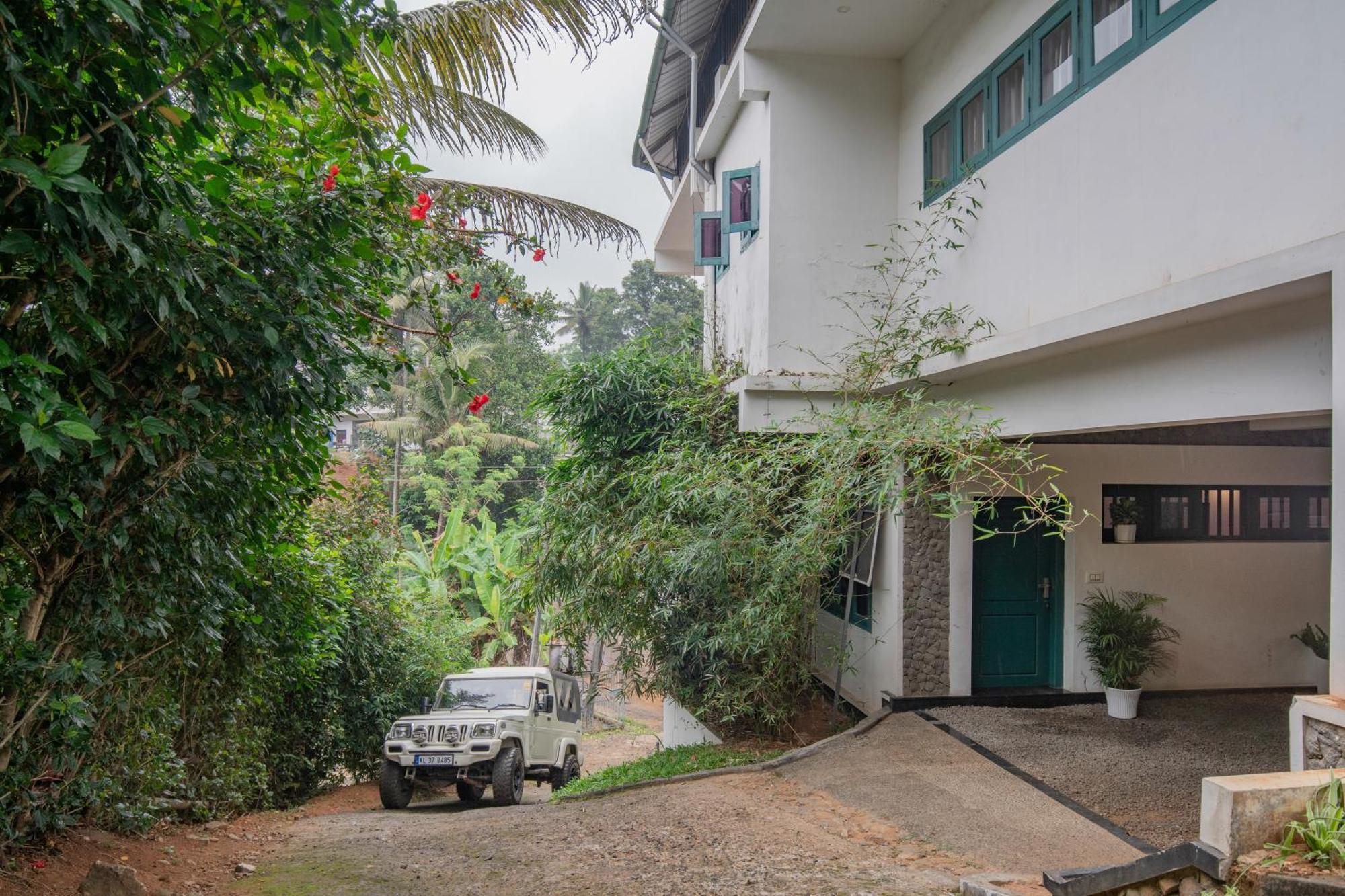 Urban Hills By Clustercloud Apartment Kattappana Bagian luar foto
